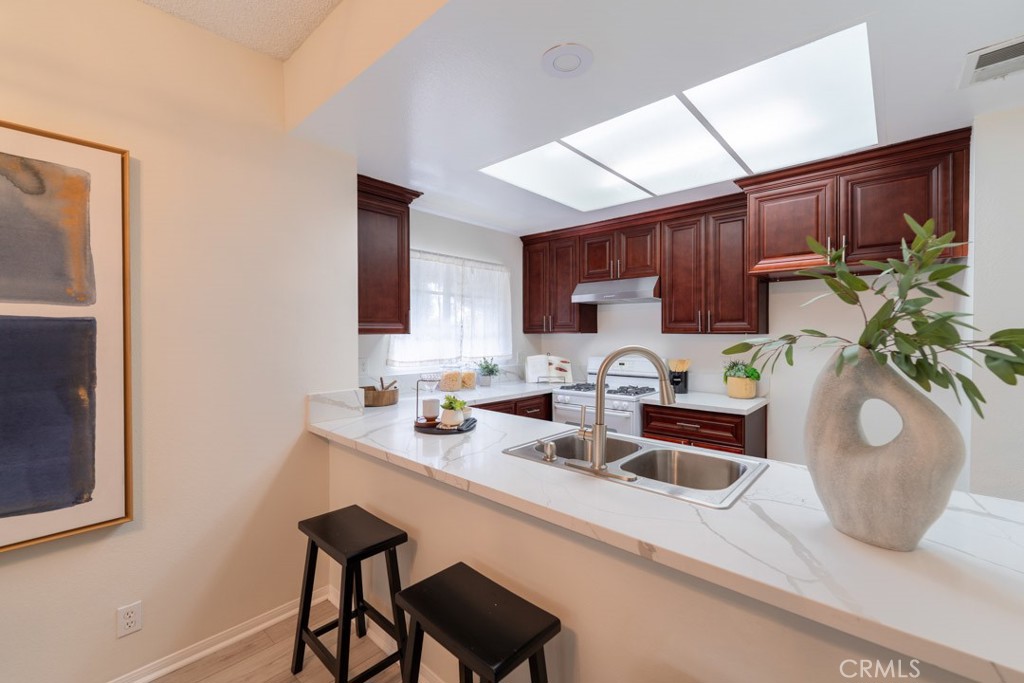 16211 Downey 92 Property Photo 10