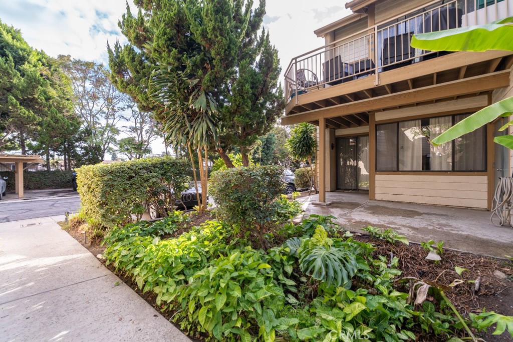 16211 Downey 92 Property Photo 33