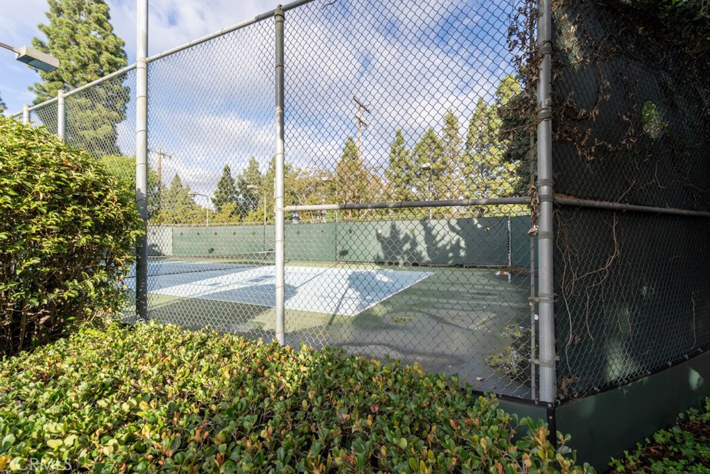 16211 Downey 92 Property Photo 34