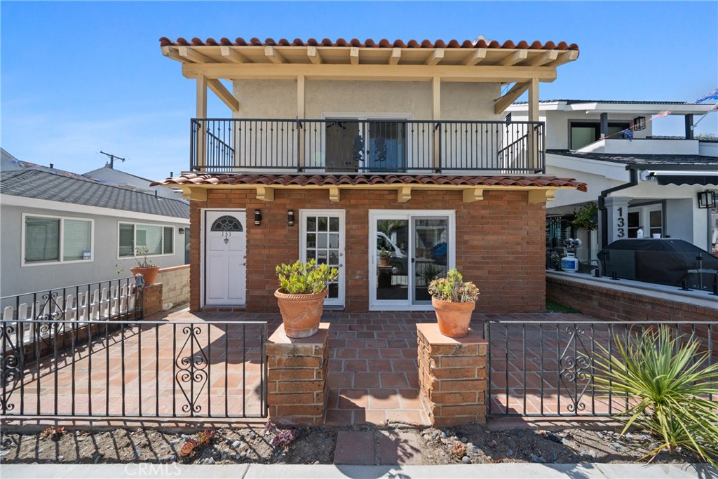 131 Opal Ave Property Photo 1