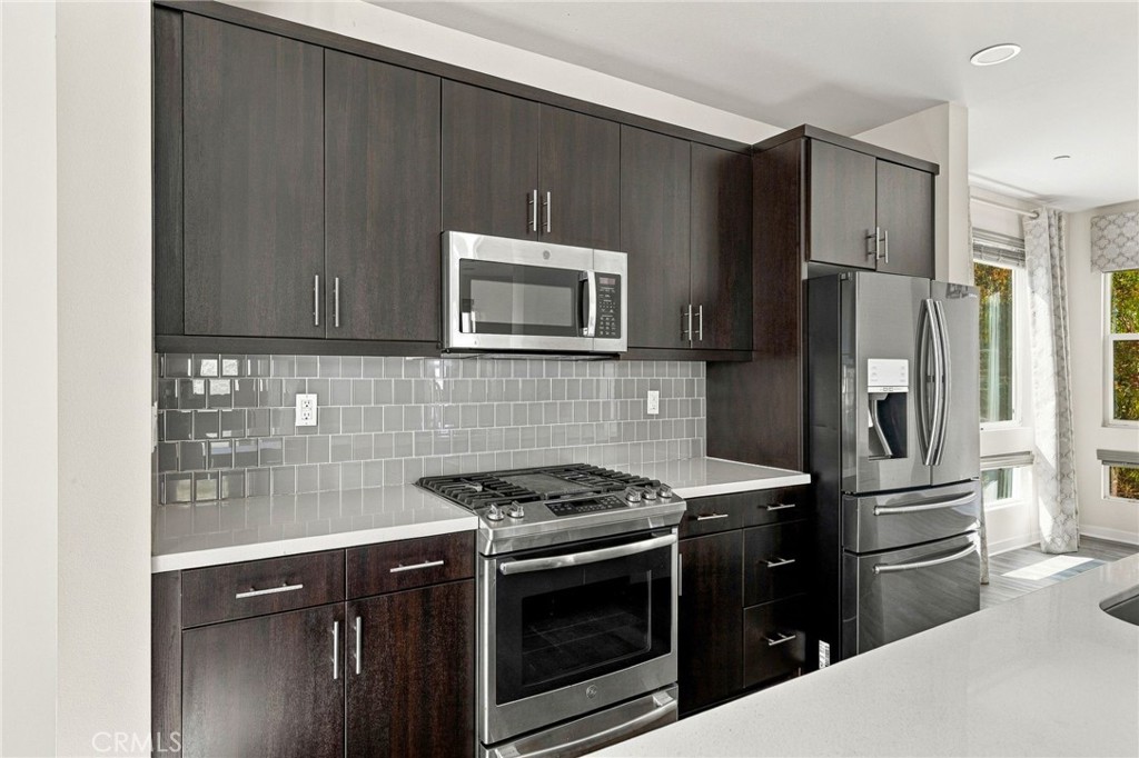 797 Leeward Property Photo 8