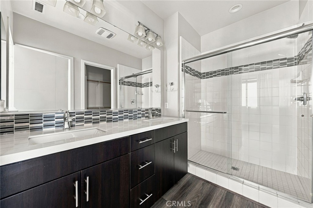 797 Leeward Property Photo 12