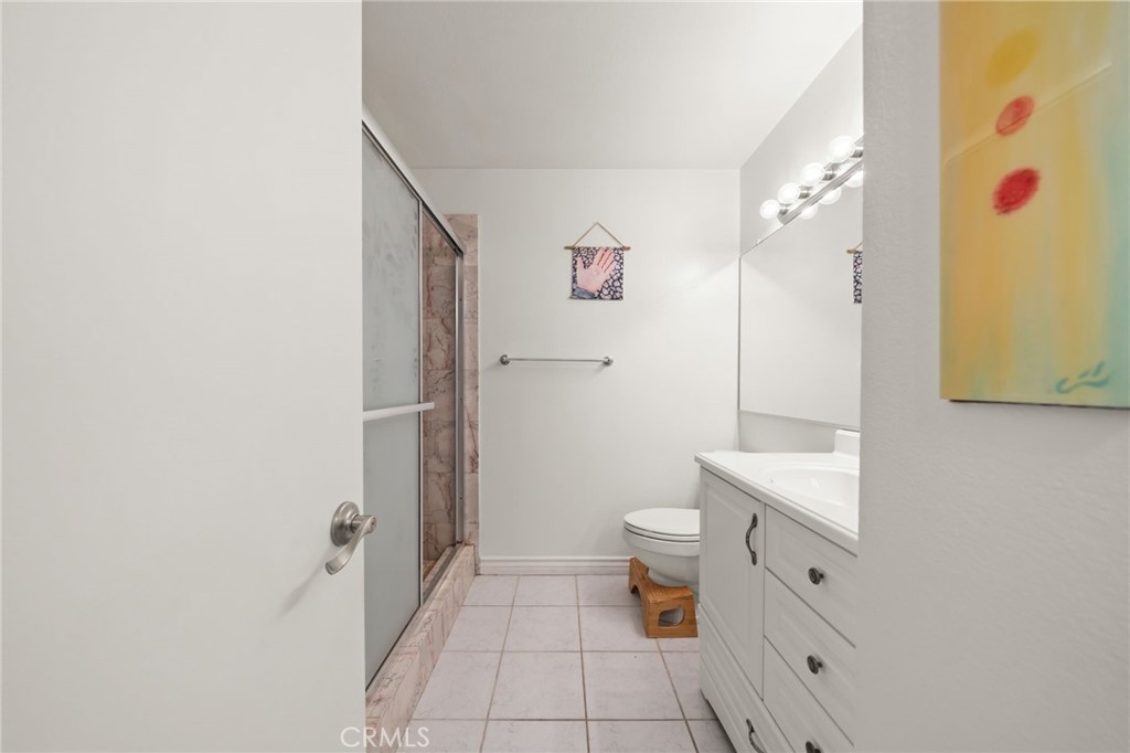 955 E. 3rd Street 203 Property Photo 14