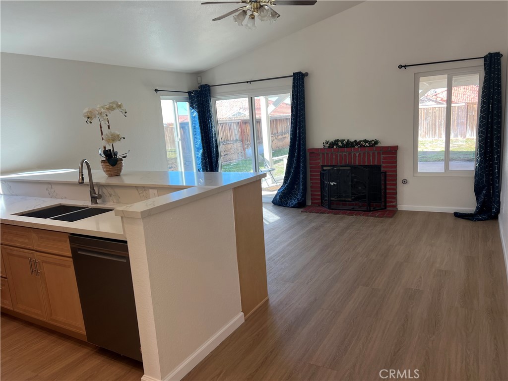 10966 Willow Property Photo 12