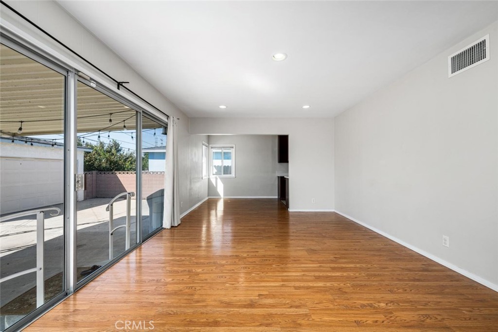 7889 La Casa Way Property Photo 13
