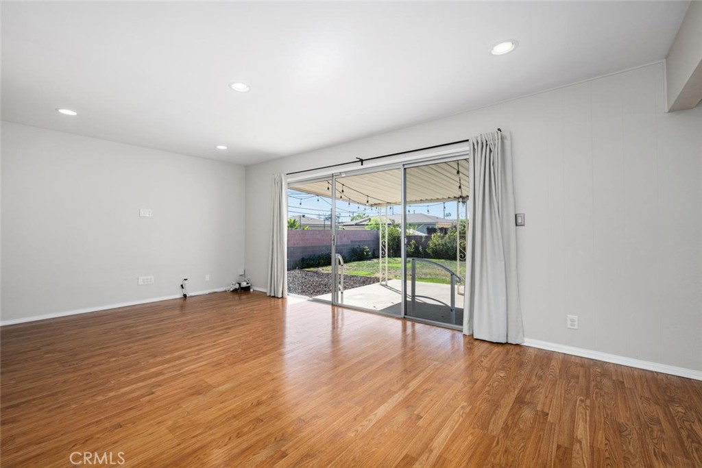 7889 La Casa Way Property Photo 18