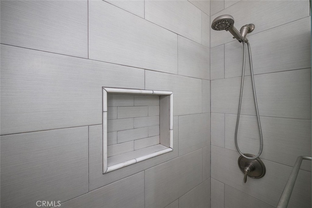 7889 La Casa Way Property Photo 33