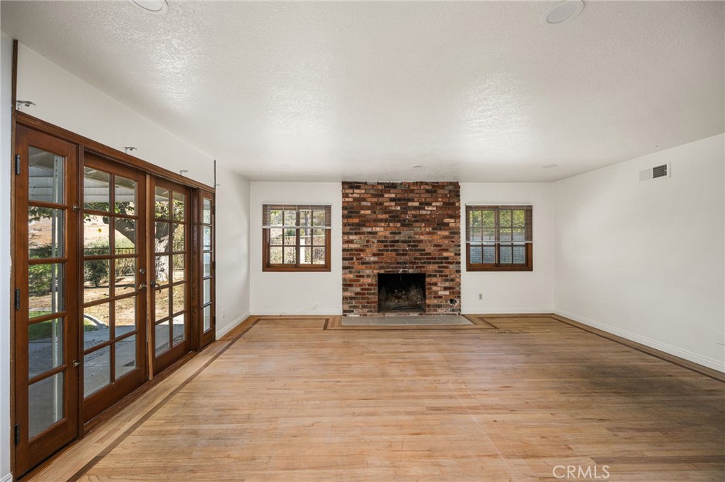 3101 Maricopa Property Photo 5