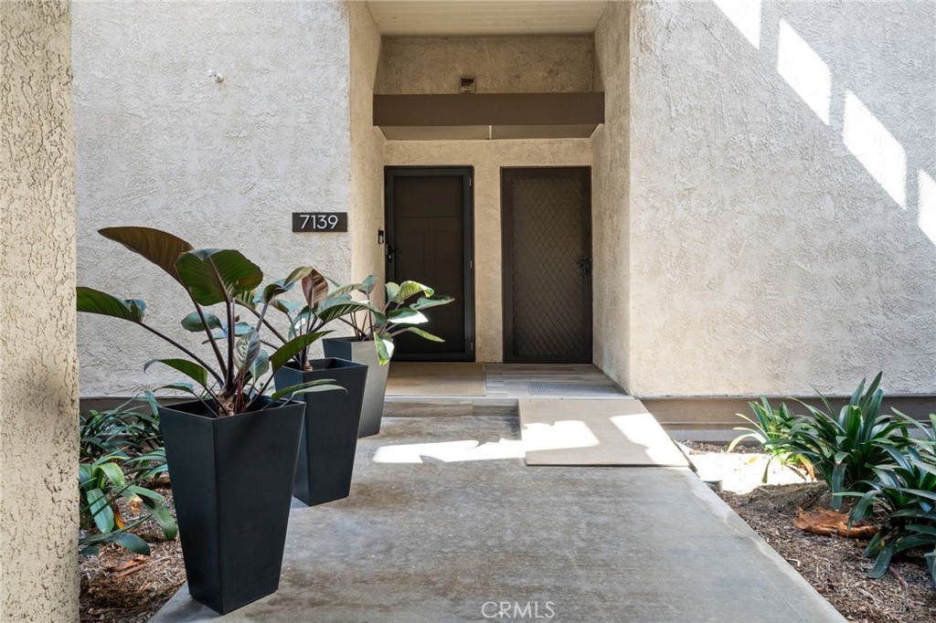 7139 Marina Pacifica Drive S Key 8 Property Photo 8