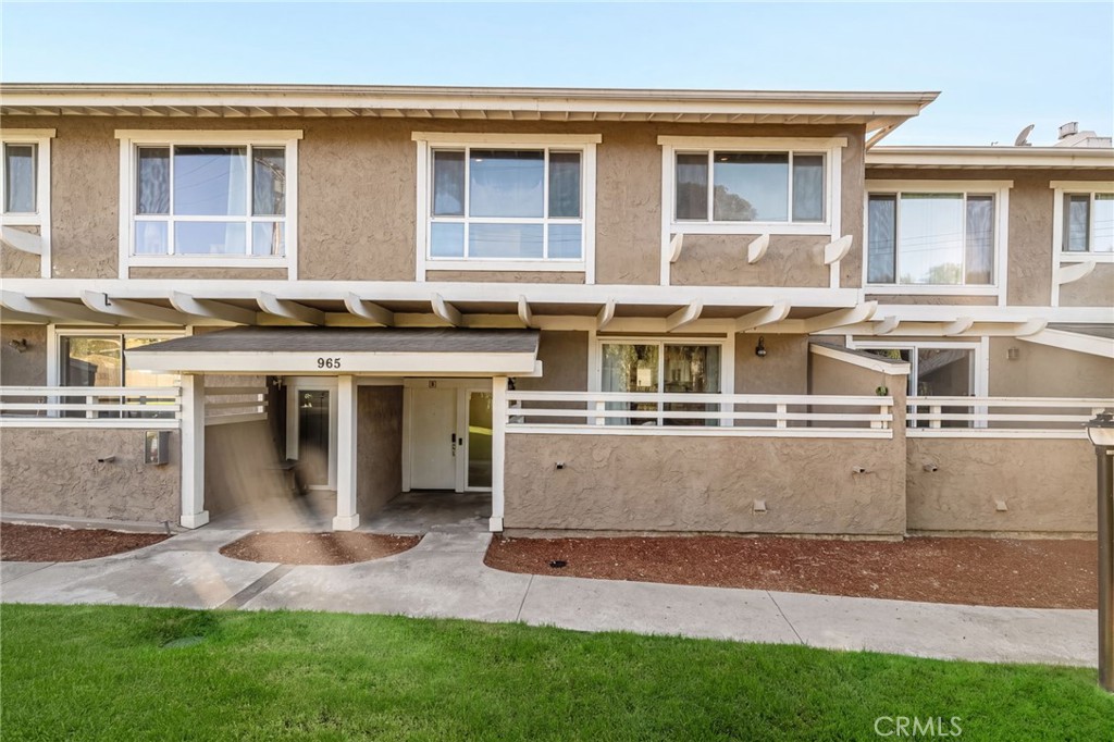 965 W Imperial Highway 54 Property Photo 1