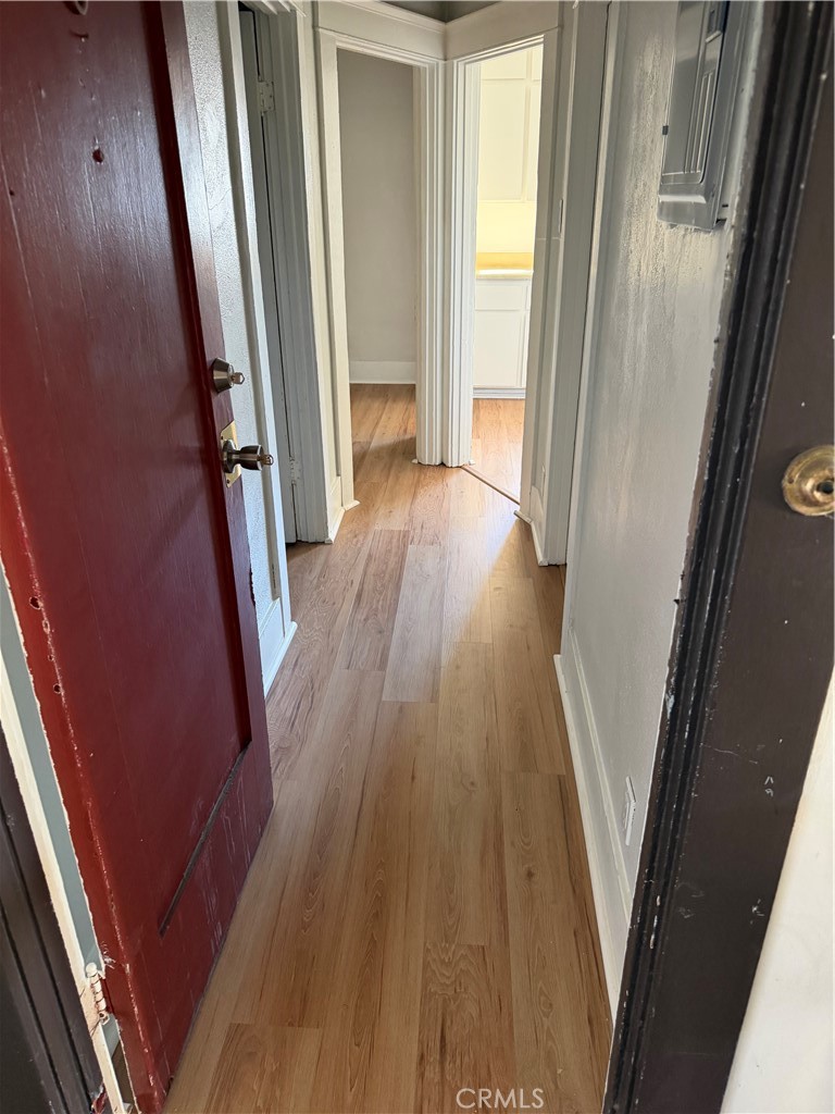 521 N Pomona 6 Property Photo 1