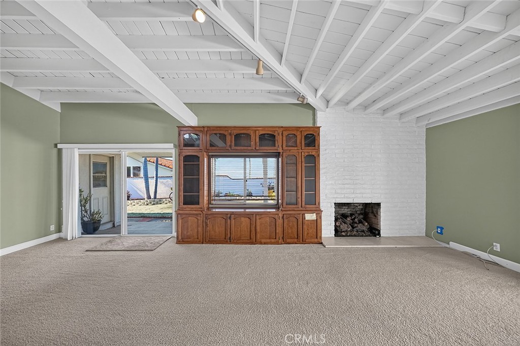 33821 Calle Conejo Property Photo 6