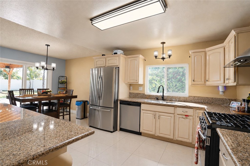 8967 Box Elder Court Property Photo 6