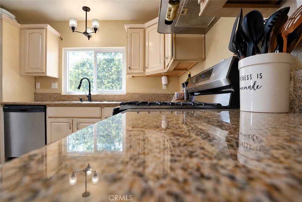 8967 Box Elder Court Property Photo 7