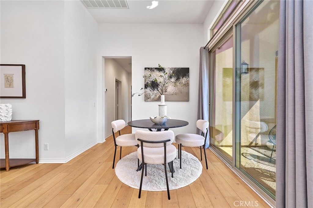 112 Parkwood Property Photo 12