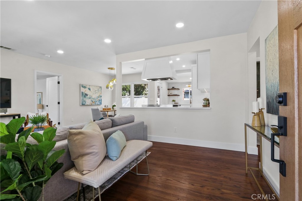 22910 Cabrillo Avenue Property Photo 2