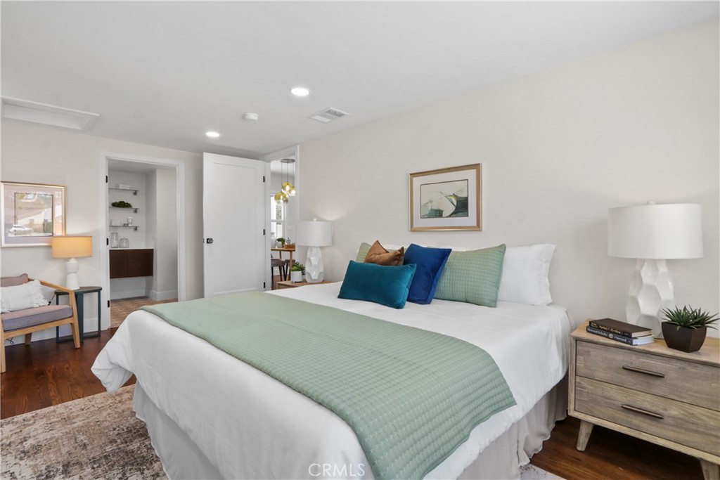 22910 Cabrillo Avenue Property Photo 14