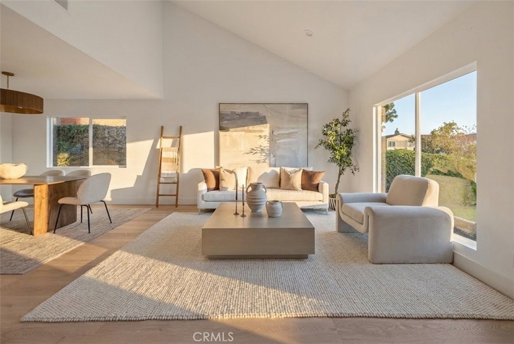 12417 Carolyn Property Photo 3