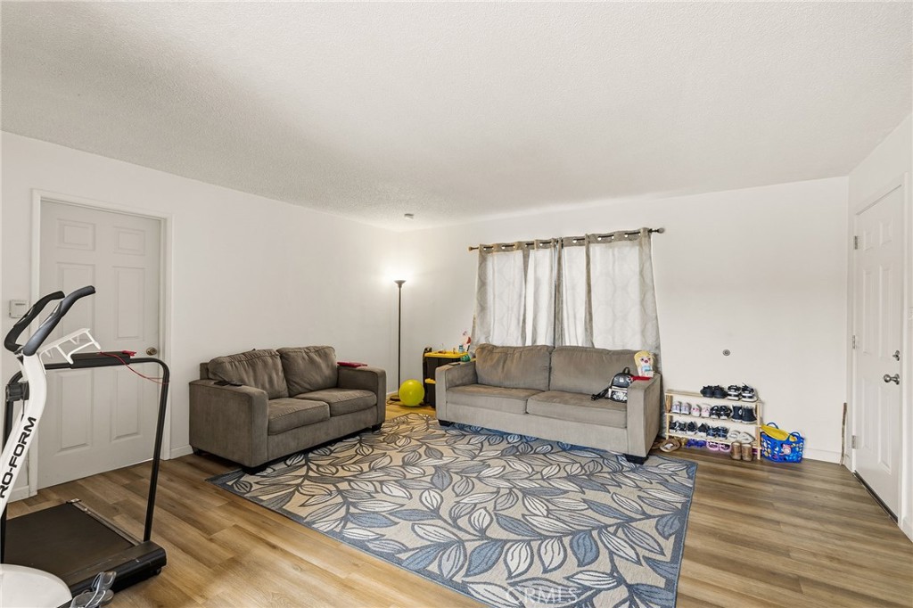 5949 Atlantic Avenue Property Photo 7