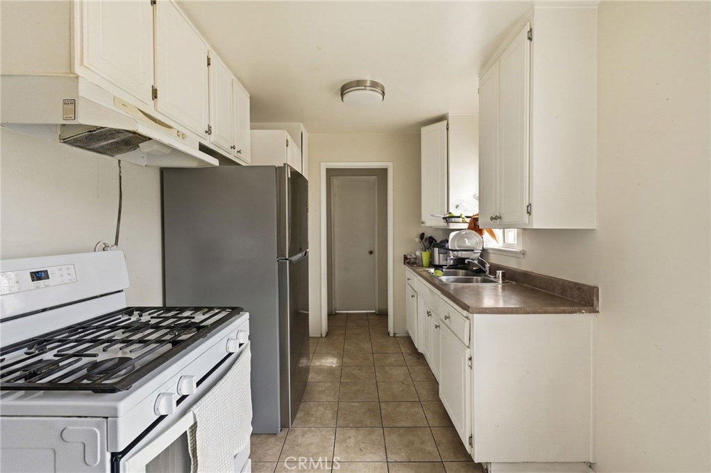 5949 Atlantic Avenue Property Photo 25