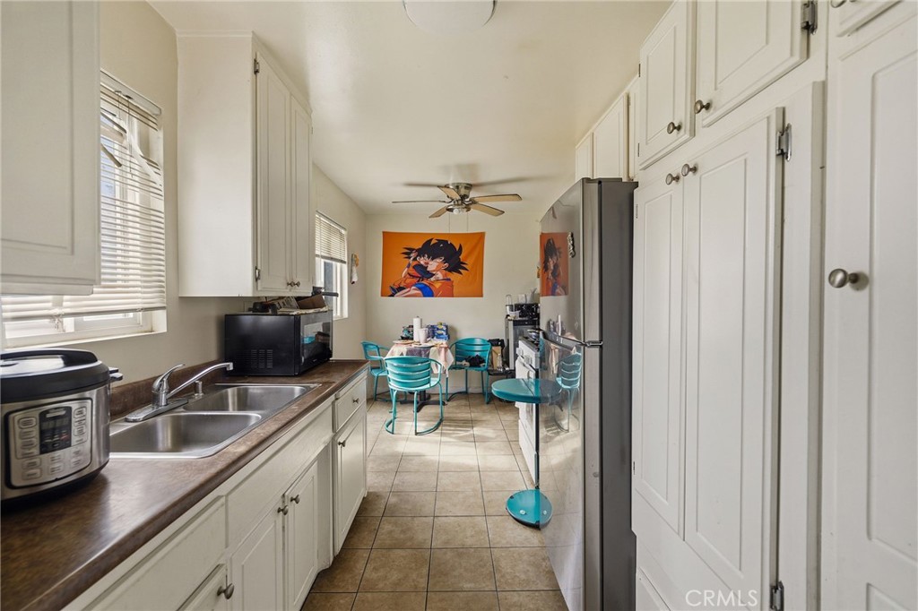 5949 Atlantic Avenue Property Photo 26