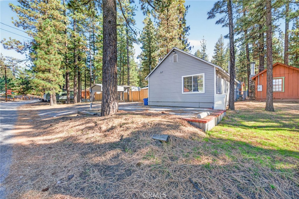518 W Aeroplane Property Photo 6