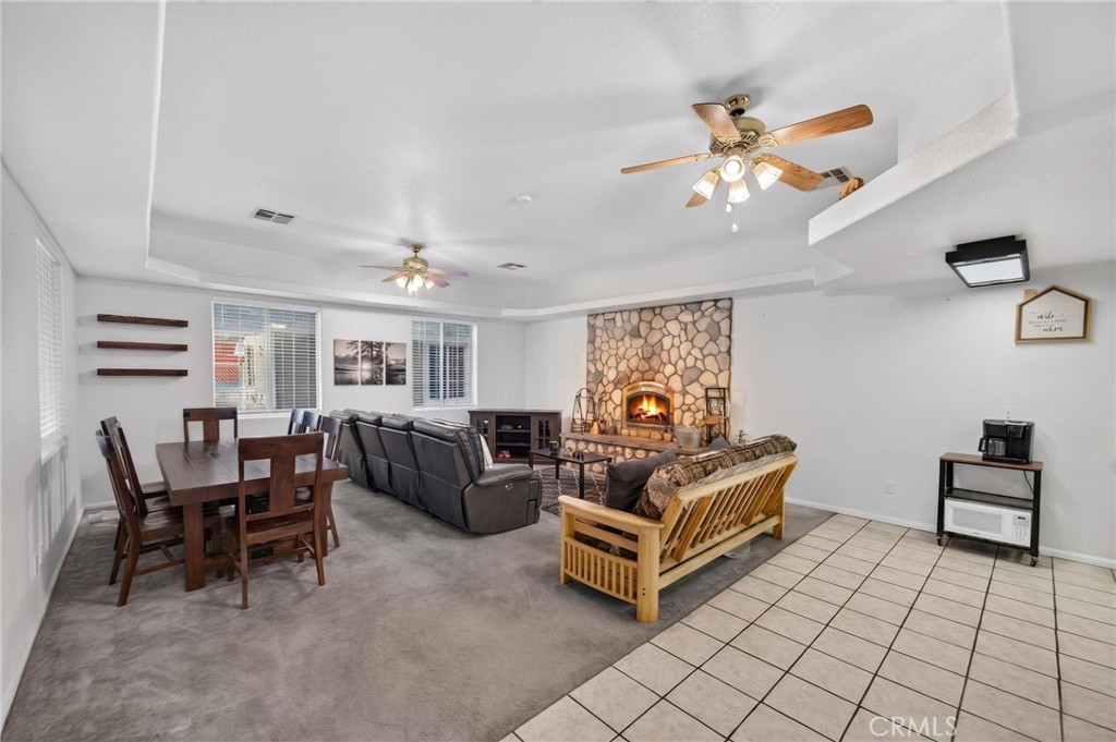 518 W Aeroplane Property Photo 16