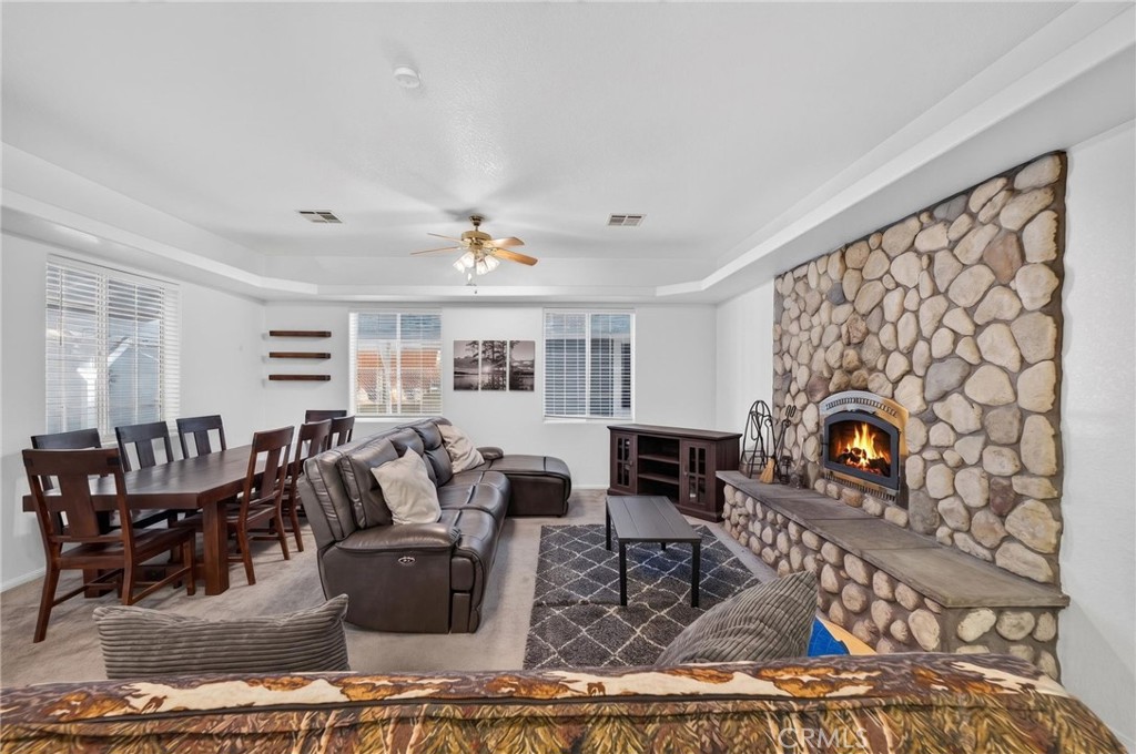 518 W Aeroplane Property Photo 18