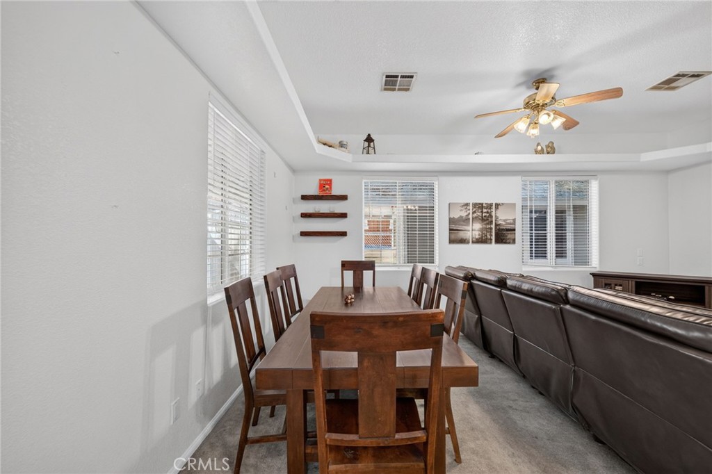518 W Aeroplane Property Photo 19