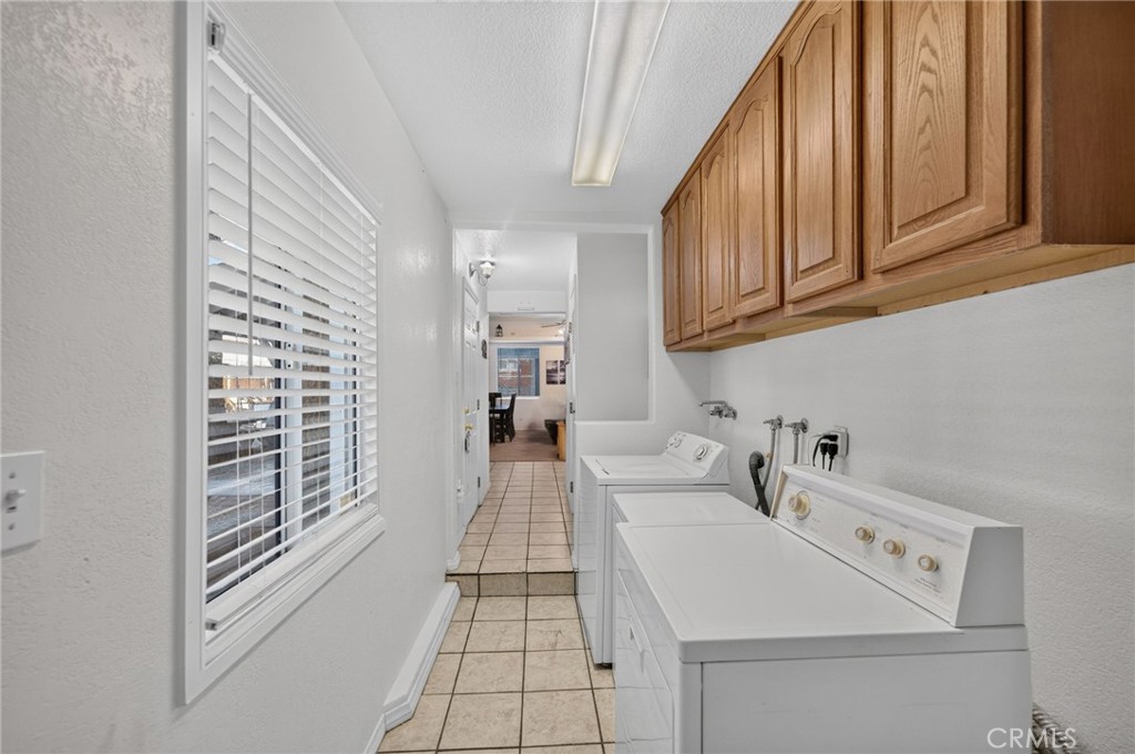 518 W Aeroplane Property Photo 31