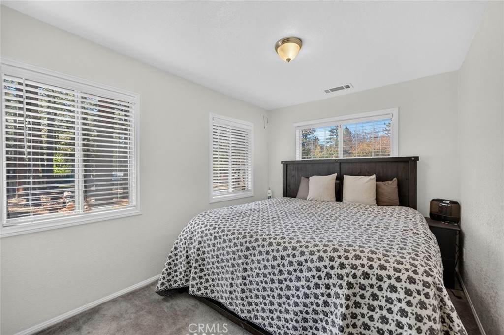 518 W Aeroplane Property Photo 35