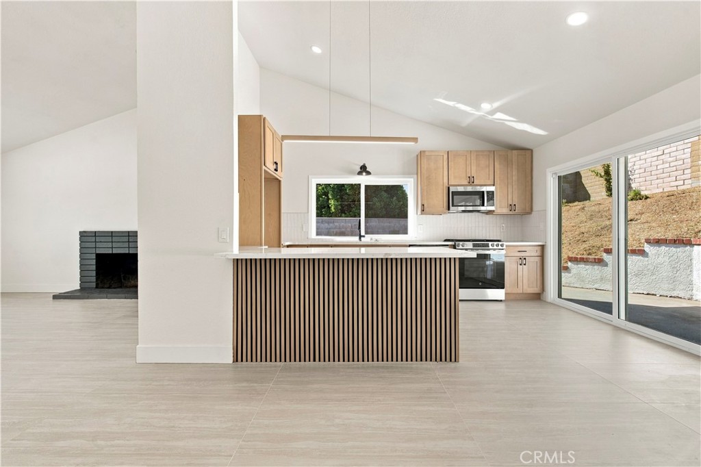 8028 Spinel Property Photo 5
