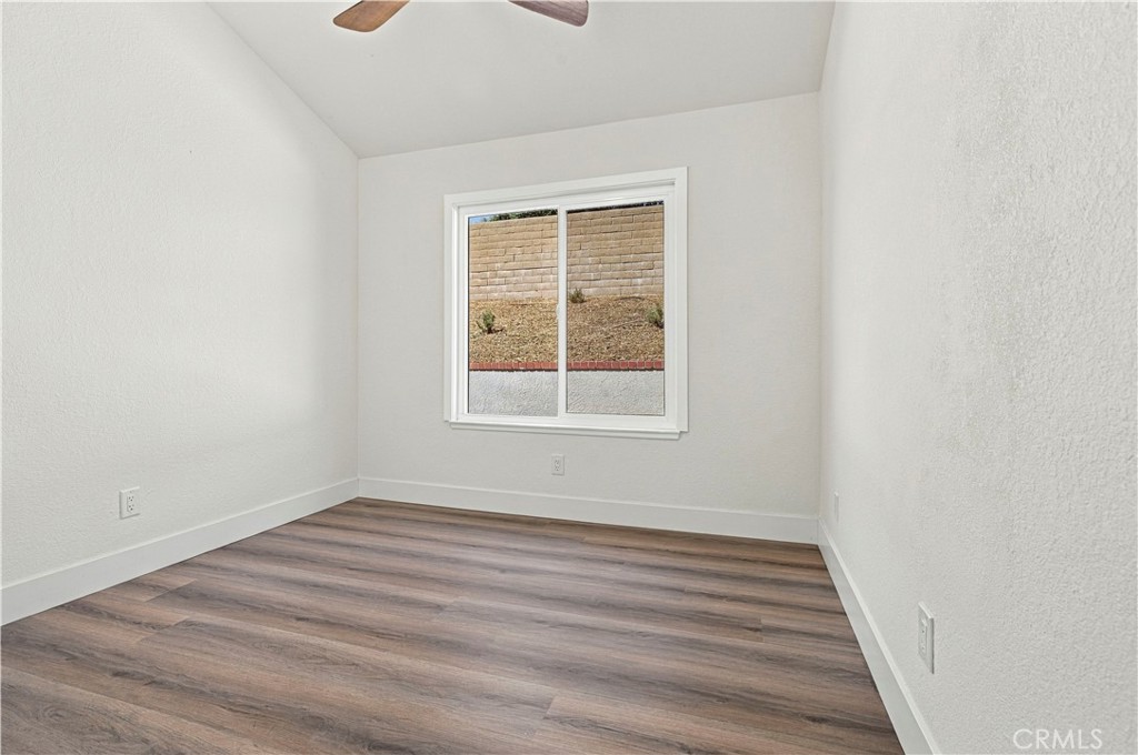 8028 Spinel Property Photo 9