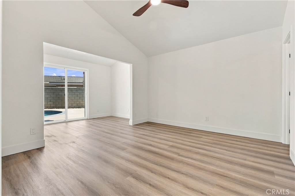8028 Spinel Property Photo 12