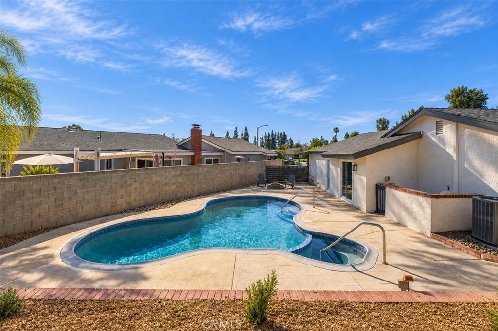 8028 Spinel Property Photo 19