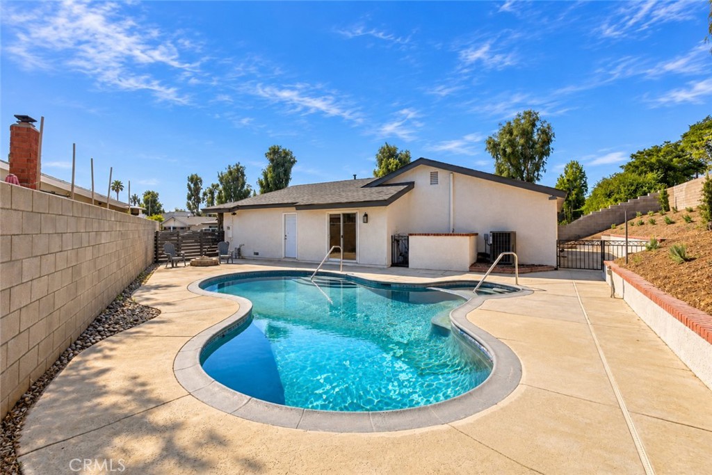 8028 Spinel Property Photo 20