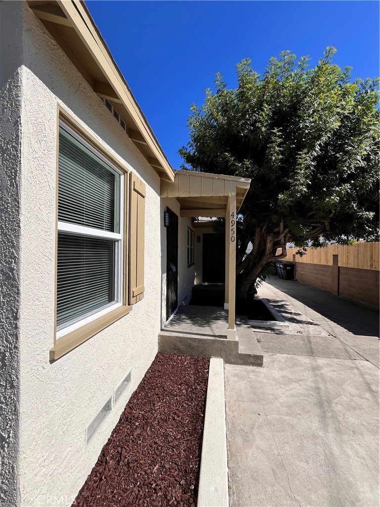 4950 Passons Boulevard Property Photo 2