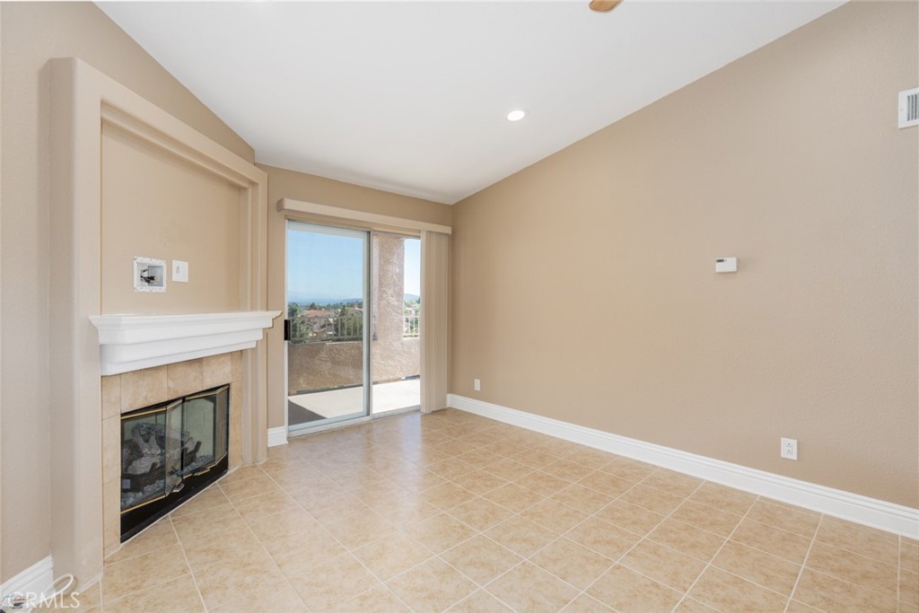 2380 Del Mar Way 302 Property Photo 5