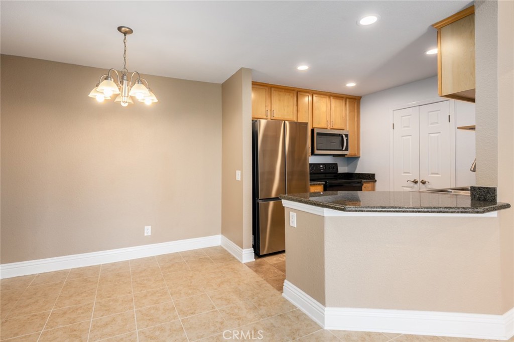 2380 Del Mar Way 302 Property Photo 6