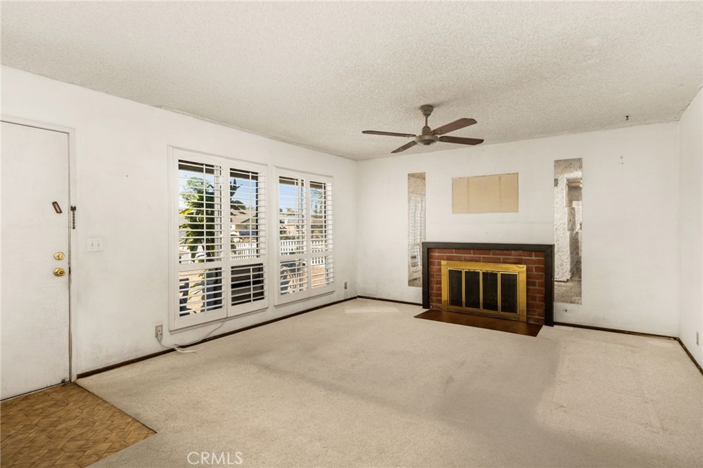 5362 Rutland Drive Property Photo 4