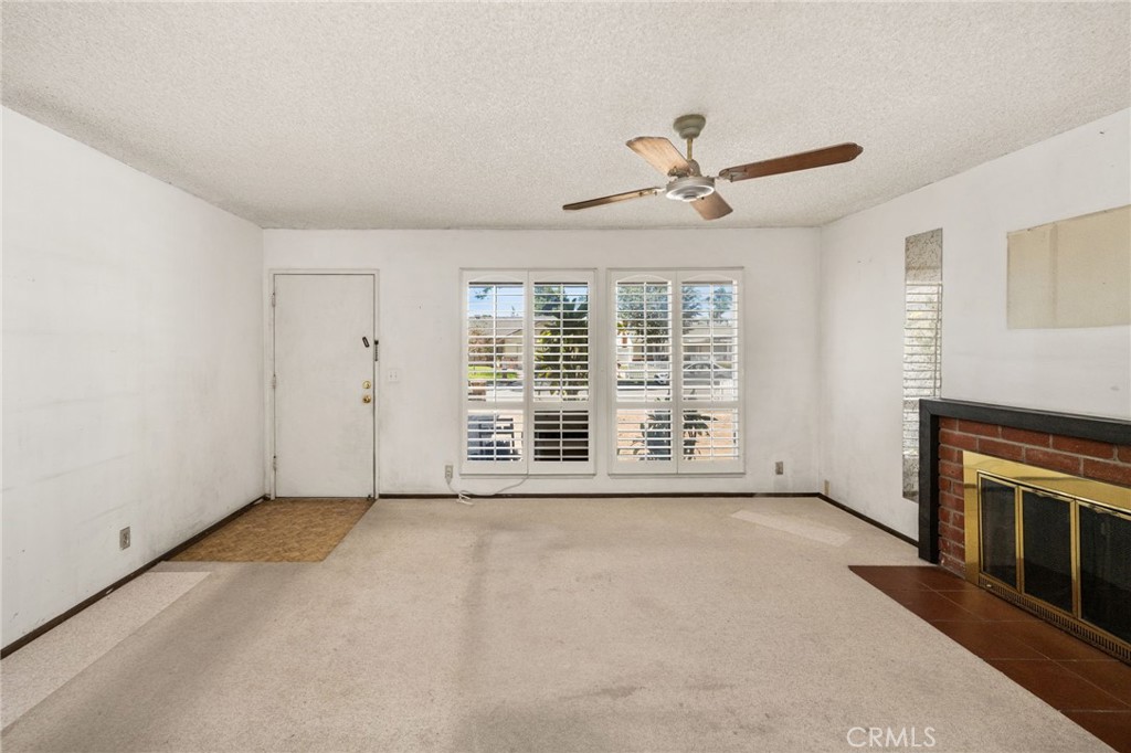 5362 Rutland Drive Property Photo 5