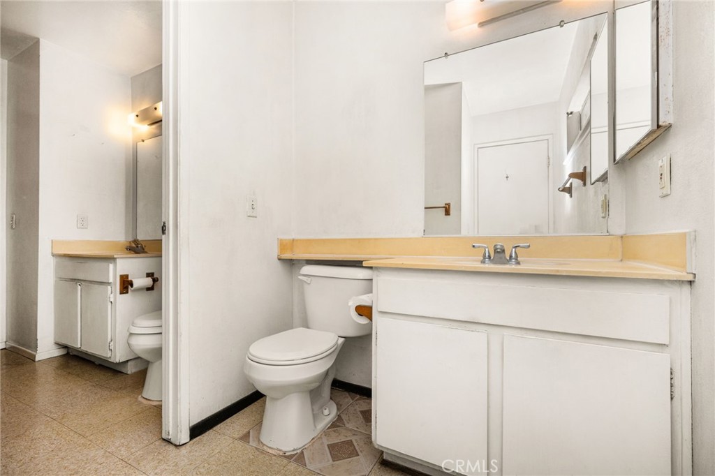 5362 Rutland Drive Property Photo 20