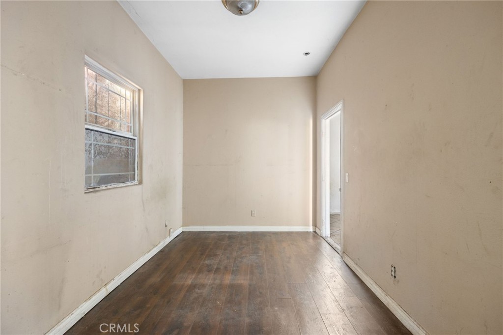 725 S Main Street Property Photo 19