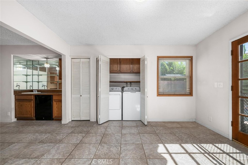 3082 Brimhall Drive Property Photo 23