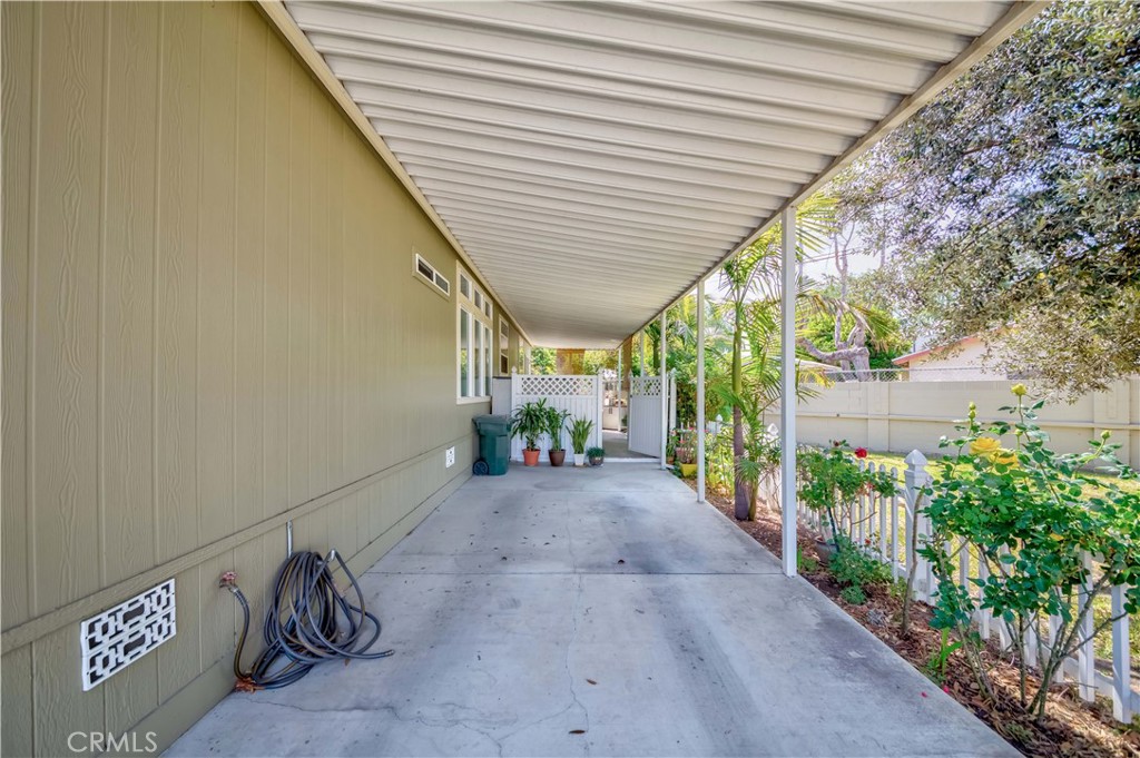 15 Pine Via Property Photo 4