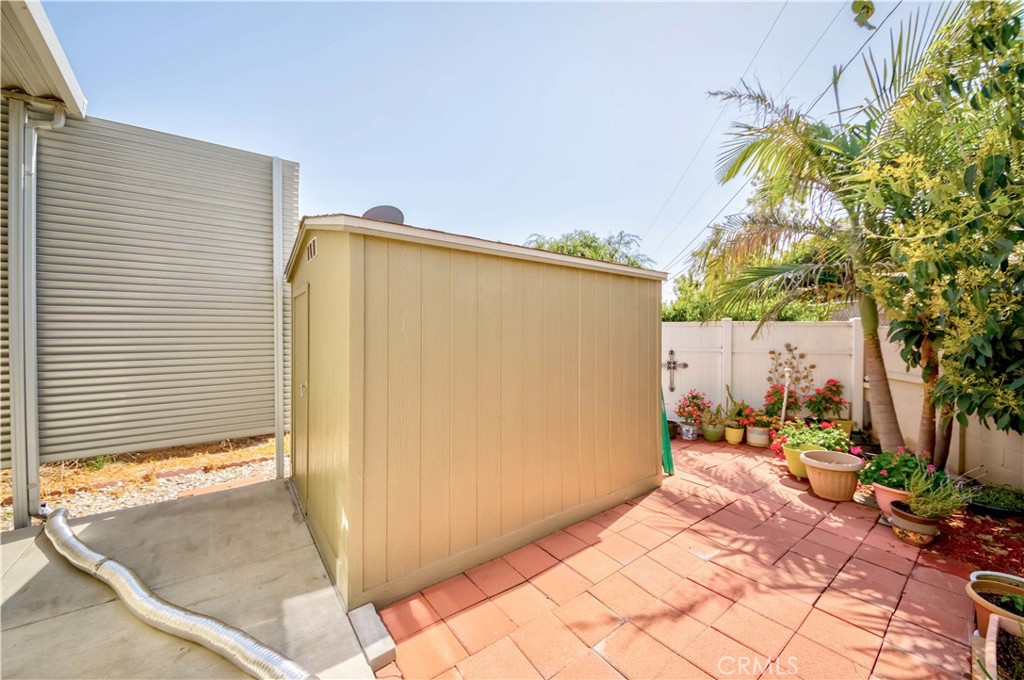 15 Pine Via Property Photo 7