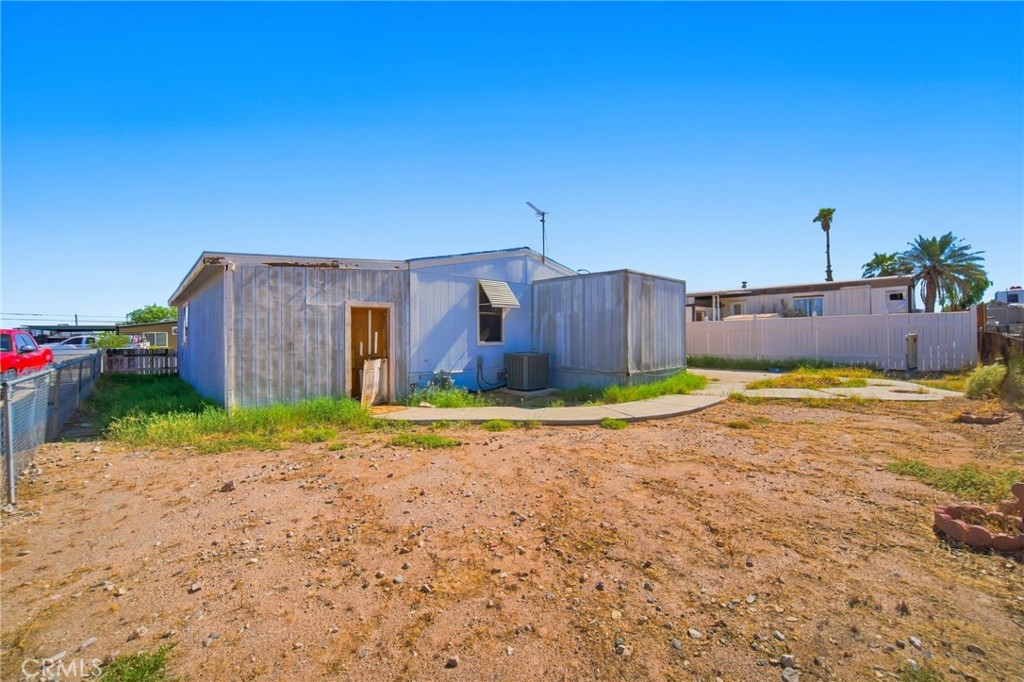 1212 Riverview Property Photo 10