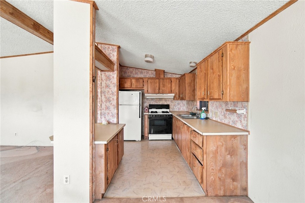 1212 Riverview Property Photo 16