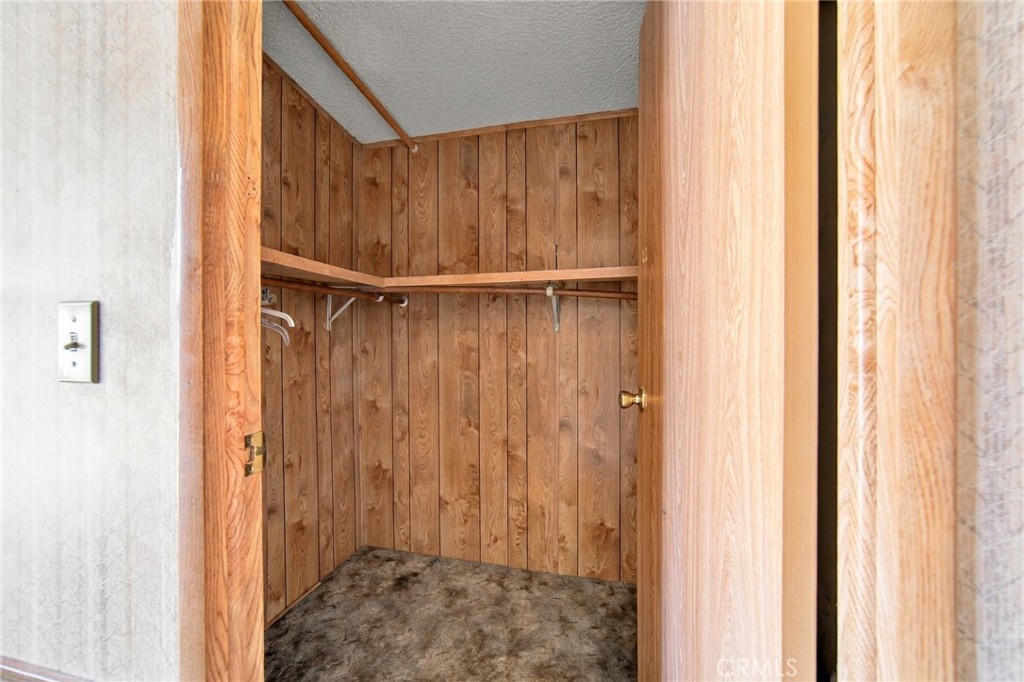 1212 Riverview Property Photo 29