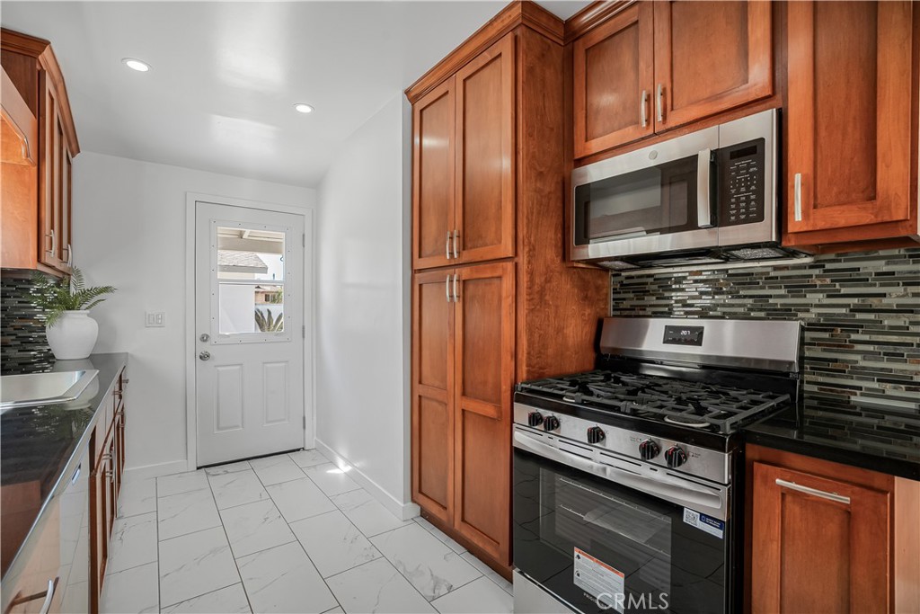 12612 Redstone Property Photo 10